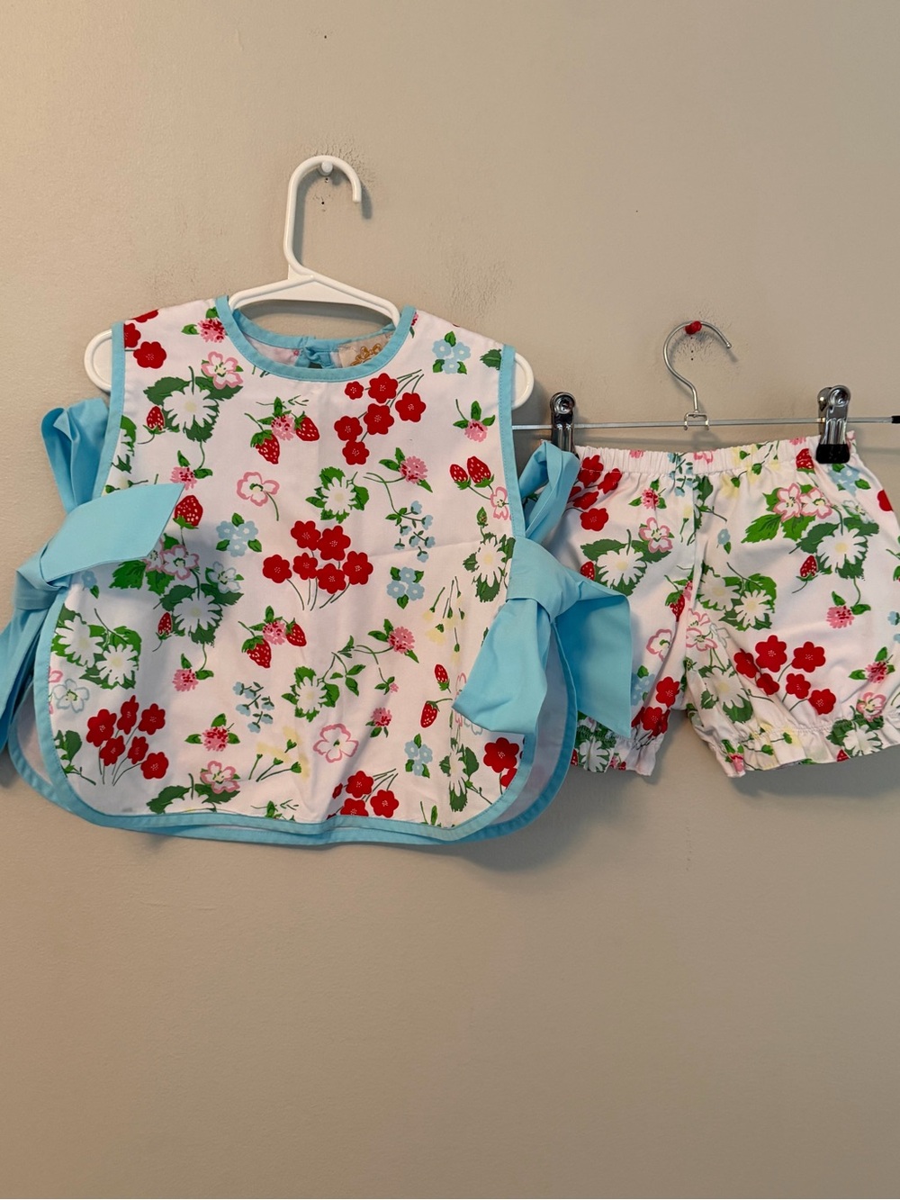The Beaufort Bonnet Company Berry Sweet Talbott Tie Set